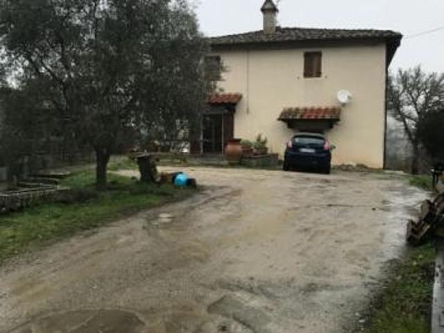 Figline Vno complesso colonico con terreno