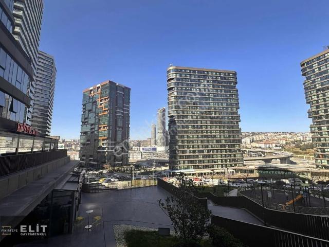 Fikirtepe Nuhoğlu Yenitepe Rezidansta Kiralık Ofis net 94m2
