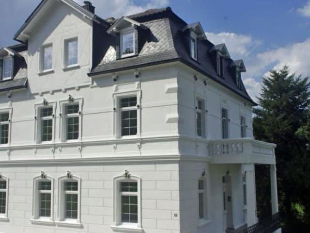 Repräsentative Villa mit hohem Wohnwert in Traumlage separate Bebauung ist möglich