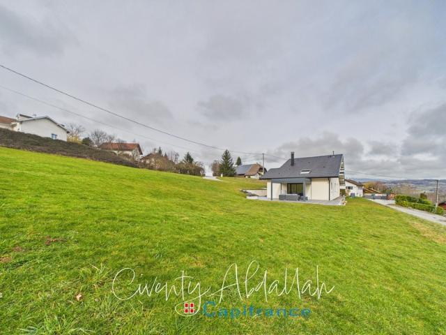 FILLIERE 74 Villa contemporaine avec vue panoramique sur un terrain de 6330 m²