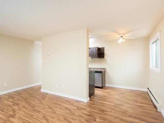 Fir Arms 2 Bedroom Apartment for Rent at 16 Fir St, Sherwood Park, AB T8A 1Z6