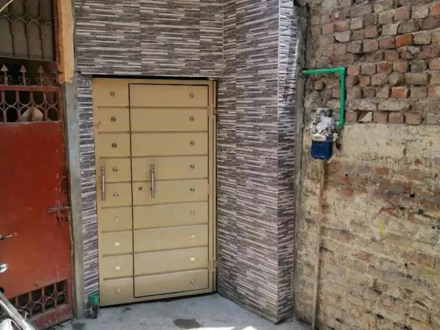 Firdos market gulberg 3 Lahore most famous area Lahore Model Colony ID 23622