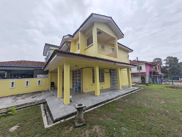 FIRE SALE Limited corner unit going cheap Country Homes