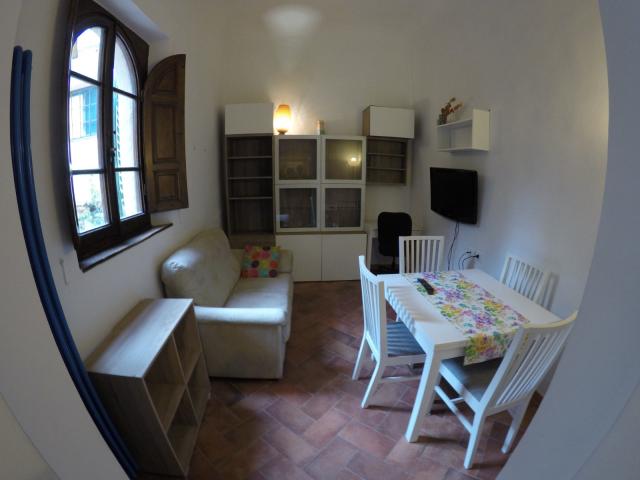 FIRENZE SAN SALVI Bilocale con resede