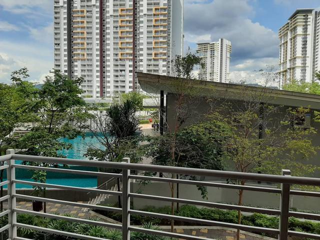Firesale Direct to Owner Nice unit same level with Parking Lots