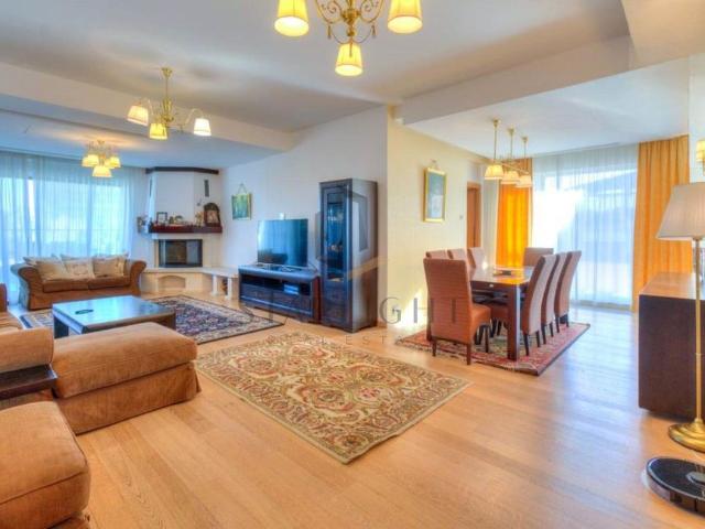 Fireplace & Terrace | Three bedroom penthouse For Rent