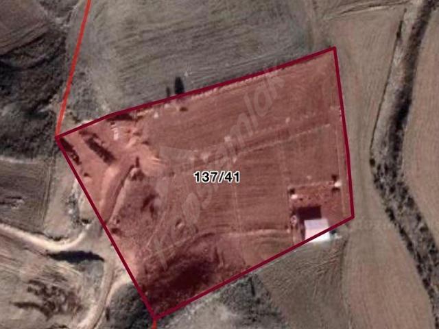 FIRSAT AYAŞ'TA 4820m OTOBANA YAKIN BETONARME EV İLE TAÇLANDIR