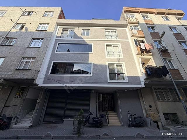 FIRSAT! DAİRE MOLLA GÜRANİ METROSUNA 2.DK. 4+1 DUBLEKS DAİRE
