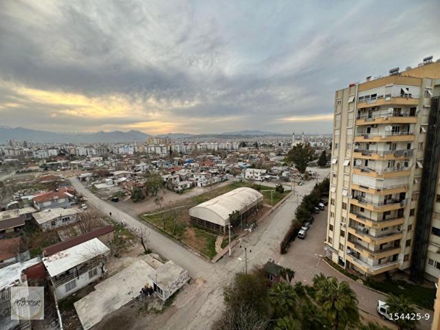 FIRSAT DAİRE 3+1 SİTE İÇERİSİNDE FERAH 160 m2 GENİŞ DAİRE