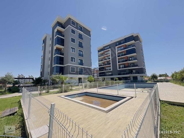 FIRSAT! EN UYGUN HAVUZ MANZARALI 3+1 SİTE İÇERİSİNDEKİ DAİRESİ