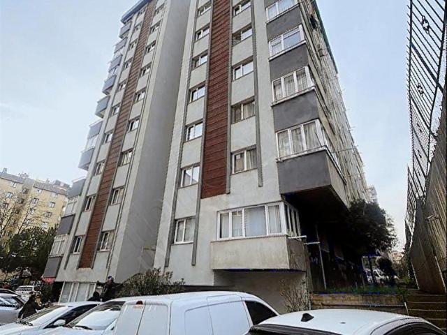 FIRSAT! ŞERİFALİDE SİTE İÇİ TADİLATI YAPILMIŞ 3+1 BOŞ SATILIK
