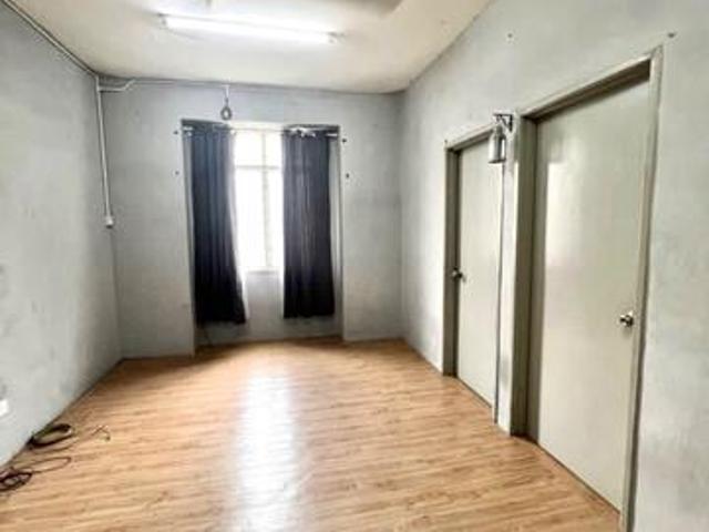 First Floor Taman Desa Titi Panjang Flat near Bukit Minyak Icon city