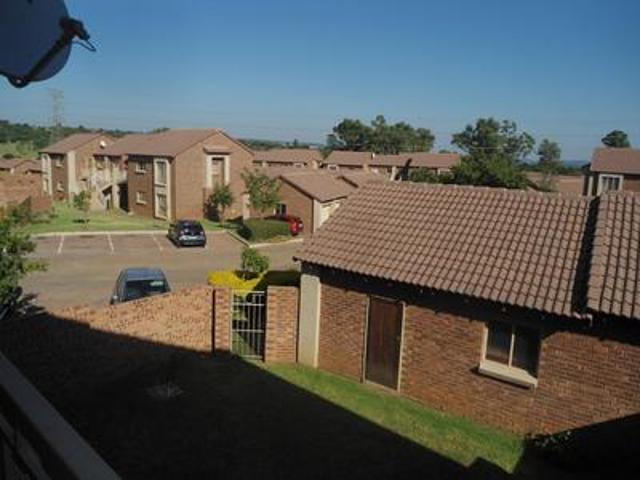 first floor unit to rent in mooikloo.