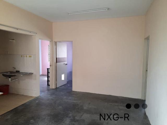 First Floor Parkland Arista Apartment 650sqft BUMI lot for sale