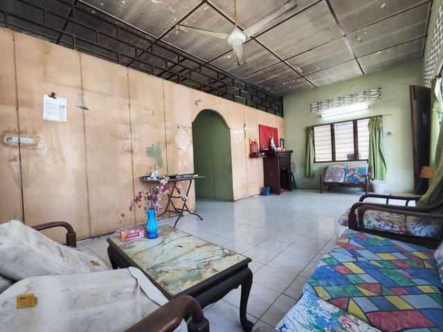 First Garden Buntong Kampung Single Storey Bungalow