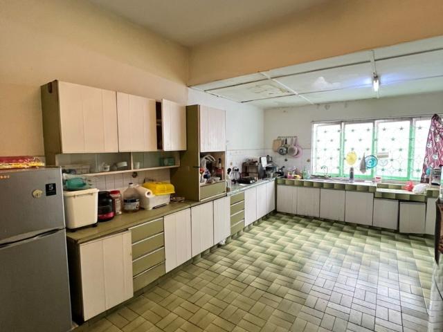 First month rental rm1️⃣sahaja‼️ss2 petaling jaya couple middle room for rent