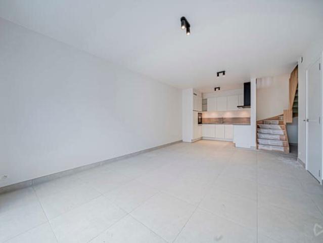 First occupancy – 3 bedroom duplex!
