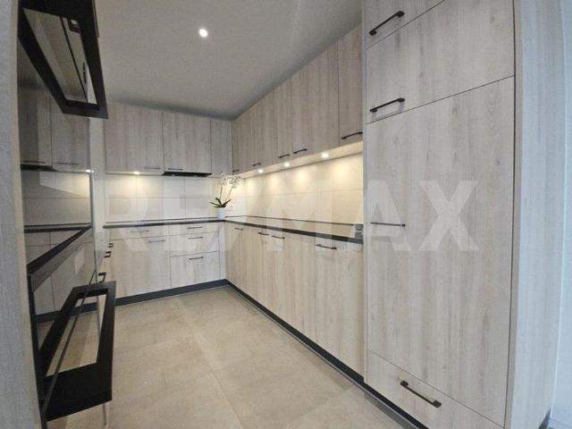 First rental Beautiful 4.5 room new apartment with private garden!
