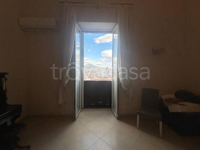 Fittasi monolocale a Napoli corso Vittorio Emanuele, Piazza Amedeo Parco Margherita