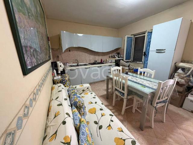Fittasi appartamento a Quarto via Viticella