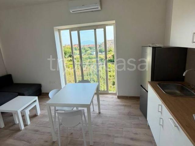 Fittasi bilocale a Caserta via Catauli, 31, San Leucio Briano