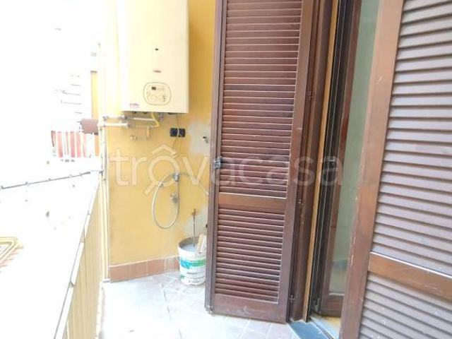 Fittasi bilocale a Marigliano via Giannone Traversa 1