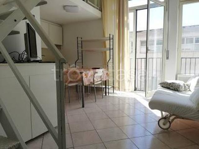 Fittasi bilocale a Napoli corso Malta, Centro Direzionale