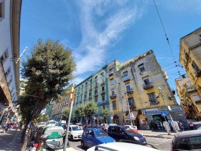 Fittasi bilocale a Napoli, Sanità