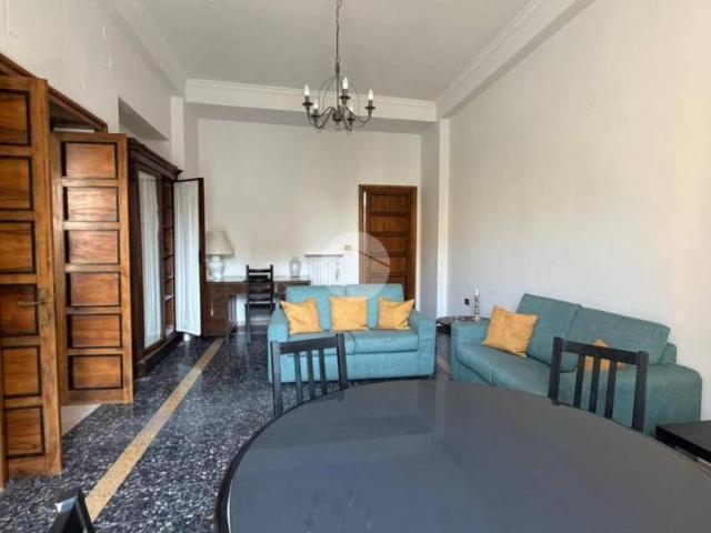 Fittasi bilocale a Napoli via Mario Morgantini, 3, Centro Storico