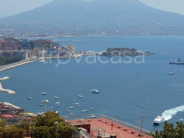 Fittasi bilocale a Napoli via stazio, Posillipo