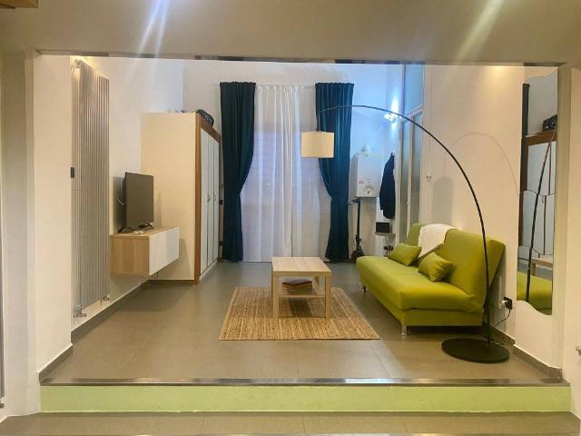Fittasi loft/open space a Bacoli via Montegrillo, 15
