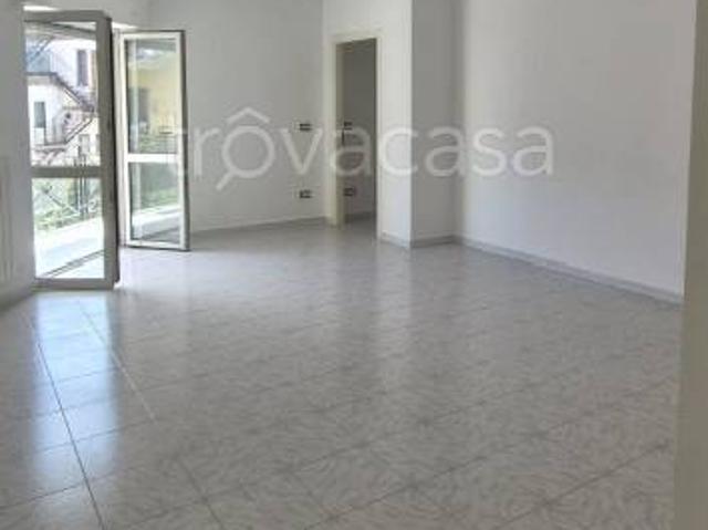 Fittasi quadrilocale a Pozzuoli via Campi Flegrei, 27, Arco Felice