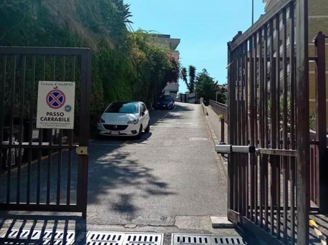 Fittasi quadrilocale a Salerno