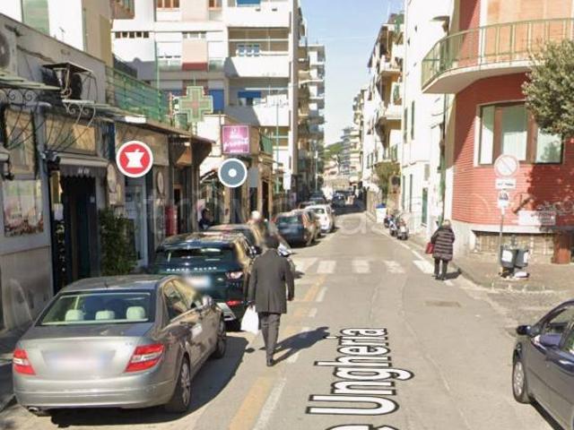 Fittasi quadrilocale a Torre del Greco viale Ungheria
