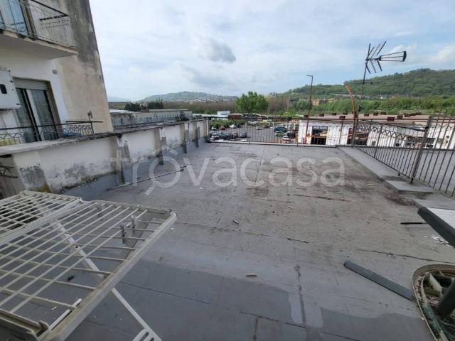 Fittasi stabile/palazzo a Benevento via Torre della Catena