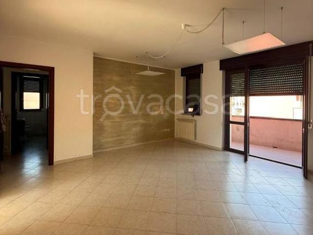 Fittasi trilocale a Baronissi via Sant'Andrea, Antessano