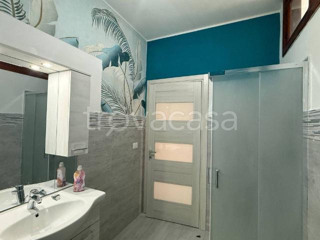 Fittasi trilocale a Capodrise via m. D'Azeglio 10