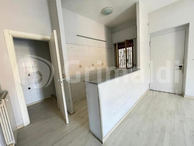 Fittasi trilocale a Quarto