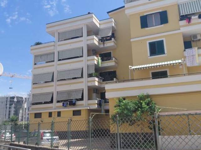 Fittasi trilocale ad Aversa via Torrebianca