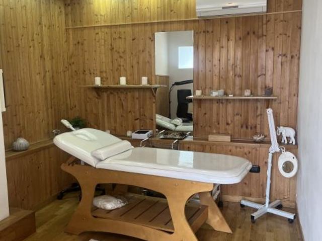Fitto cabina estetica