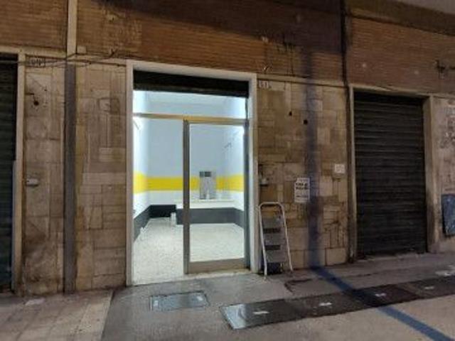 FITTO LOCALE COMMERCIALE VIA E. MASI,31