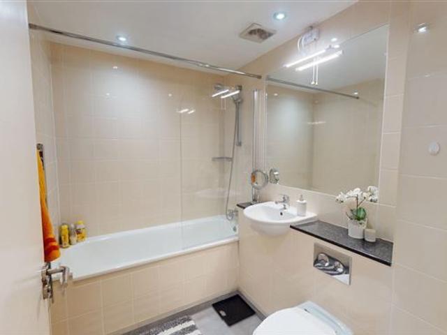 Fitzwilliam Point, Ringsend, Dublin 4, D04 H586