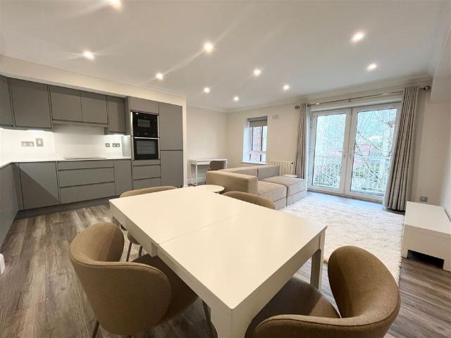 Fitzwilliam Quay Apartments, Ringsend, Dublin 4