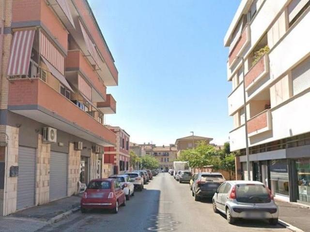 Fiumicino accogliente bilocale ammobiliato