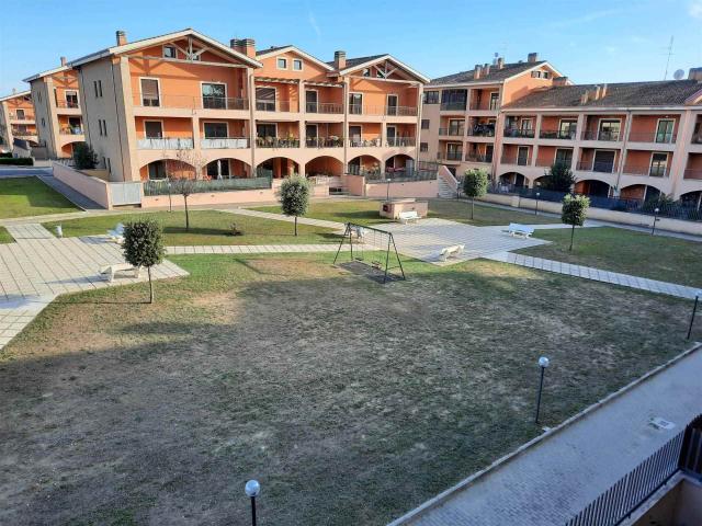 FIUMICINO – Palidoro/Torrimpietra | Recente costruzione con posto auto coperto
