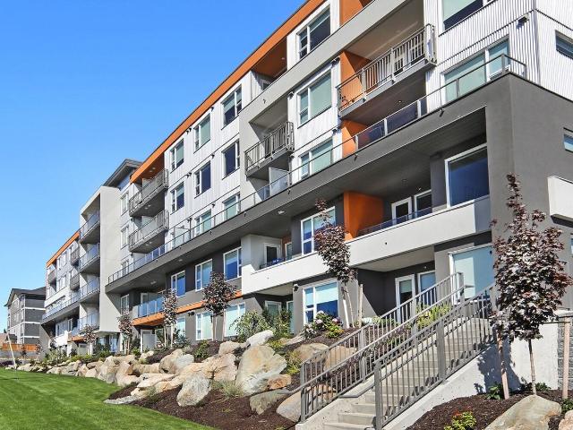 five7five Residences 2 Bedroom Apartment for Rent at 575 Dogwood St S, Campbell River, BC V9W 0E4