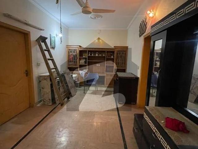 Five Marla double unit house for rent in Wapda Town Phase 1