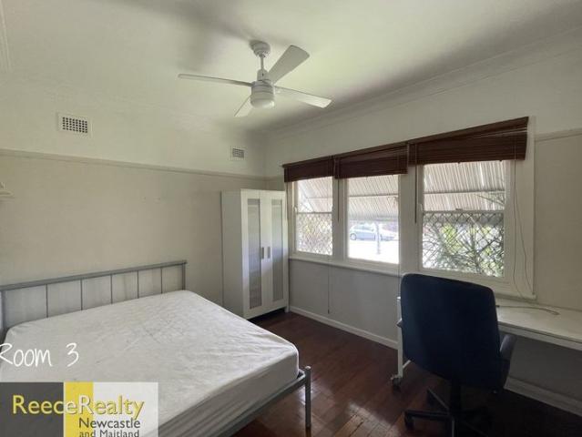 Five Bedroom Modern Student House