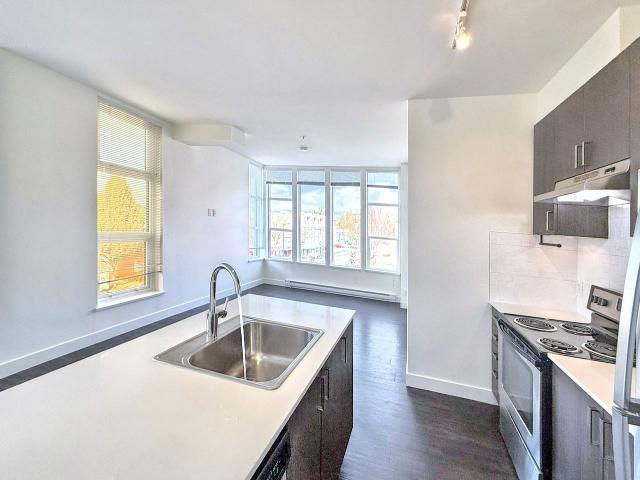 Fixture 1 Bedroom Apartment for Rent at 708 26th Ave E, Vancouver, BC V5V 2H8 Kensington Cedar Cottage