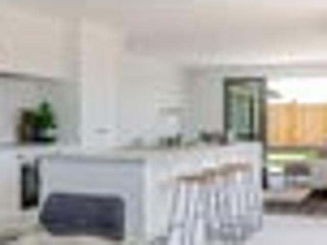 Fixed Price Family Living in East Quarter